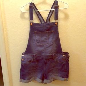 Shorts Overalls.